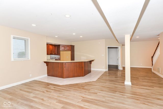 6610 Royal Oakland Drive, Indianapolis, IN 46236