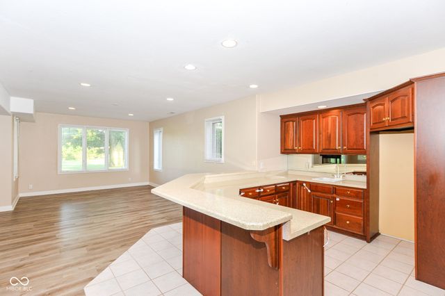 6610 Royal Oakland Drive, Indianapolis, IN 46236