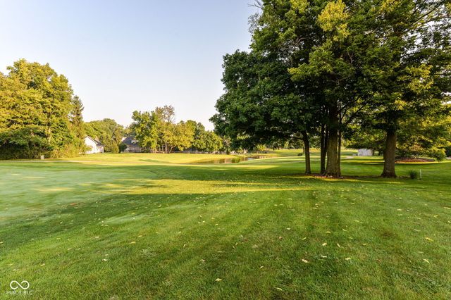 6610 Royal Oakland Drive, Indianapolis, IN 46236