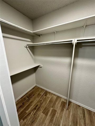 709 Out West Trail, Yukon, OK 73099