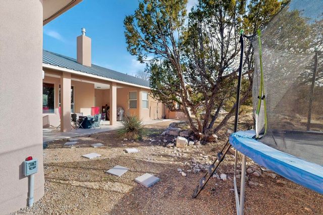 44 Vista Encantada Drive, Edgewood, NM 87015