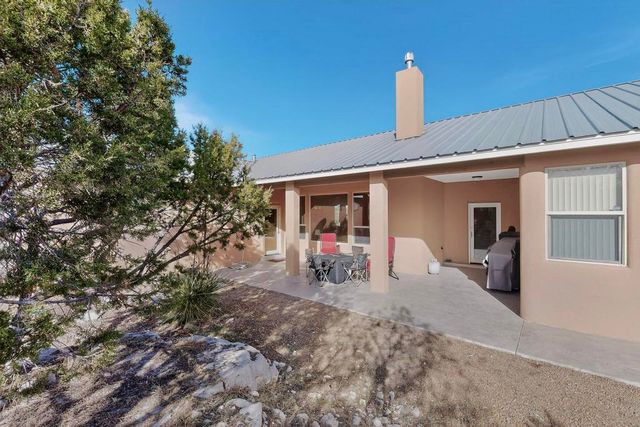 44 Vista Encantada Drive, Edgewood, NM 87015