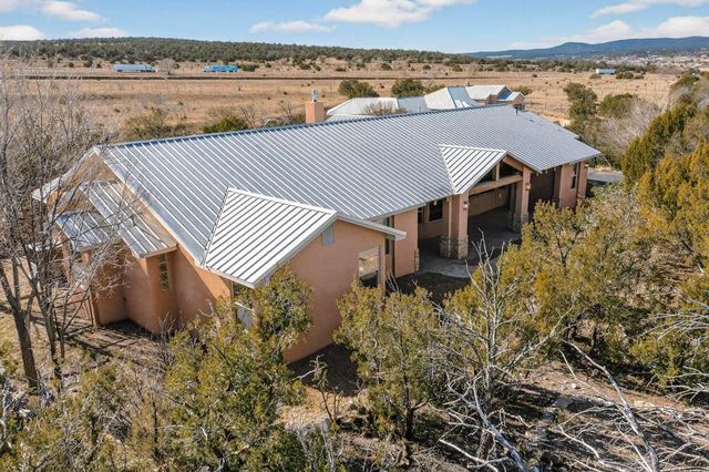 44 Vista Encantada Drive, Edgewood, NM 87015