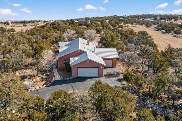 44 Vista Encantada Drive, Edgewood, NM 87015