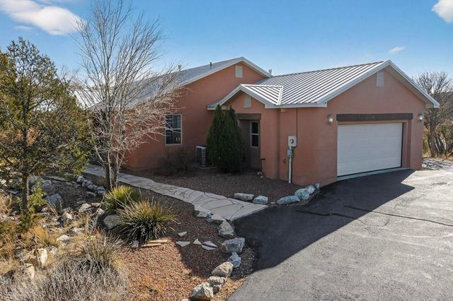 44 Vista Encantada Drive, Edgewood, NM 87015