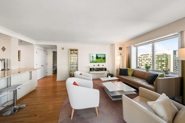 8 Museum Way 2304, Cambridge, MA 02141