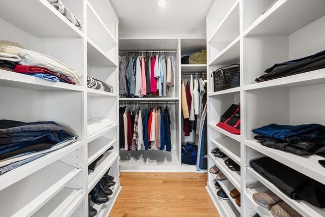 8 Museum Way 2304, Cambridge, MA 02141