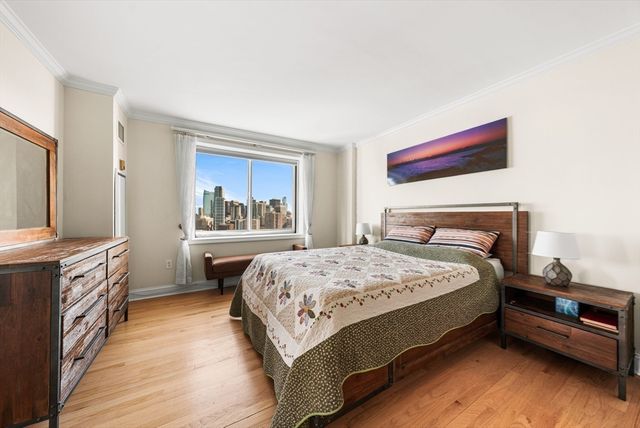 8 Museum Way 2304, Cambridge, MA 02141