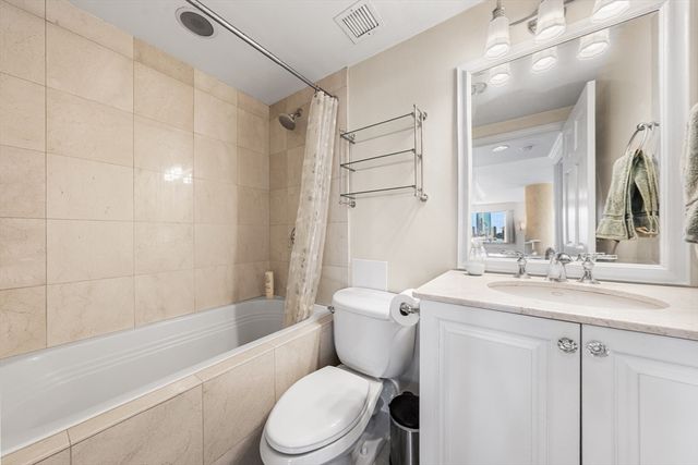 8 Museum Way 2304, Cambridge, MA 02141