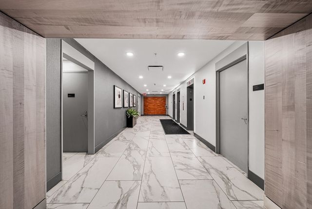 8 Museum Way 2304, Cambridge, MA 02141