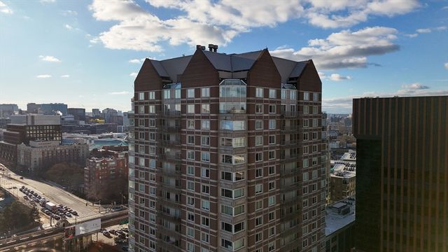 8 Museum Way 2304, Cambridge, MA 02141