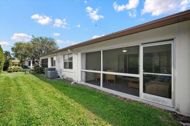 129 Moccasin Trail S, Jupiter, FL 33458