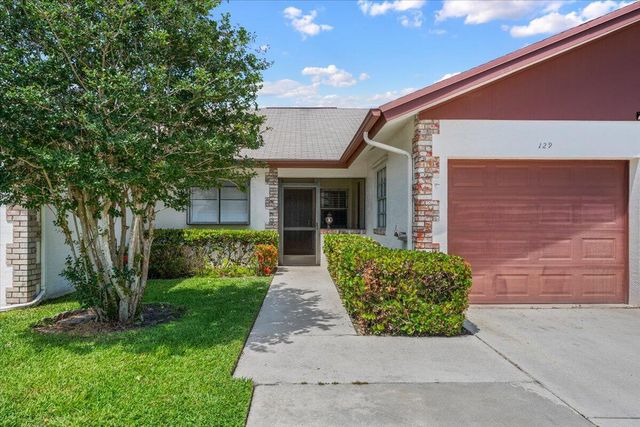 129 Moccasin Trail S, Jupiter, FL 33458
