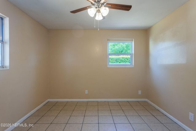 6853 LONDON BRIDGE Lane, Jacksonville, FL 32210