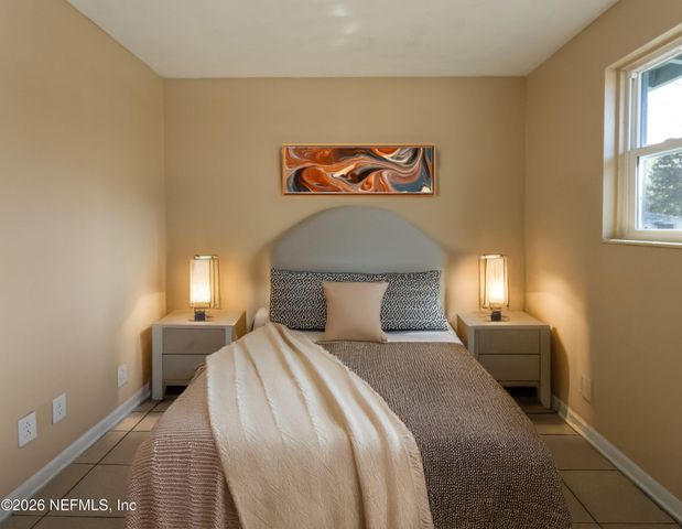 6853 LONDON BRIDGE Lane, Jacksonville, FL 32210