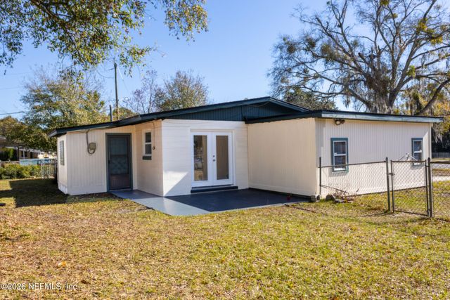 6853 LONDON BRIDGE Lane, Jacksonville, FL 32210