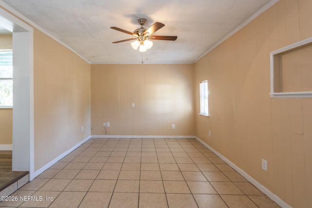 6853 LONDON BRIDGE Lane, Jacksonville, FL 32210