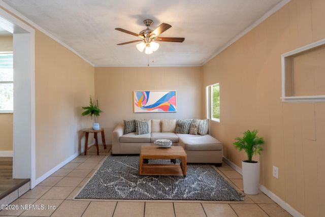 6853 LONDON BRIDGE Lane, Jacksonville, FL 32210