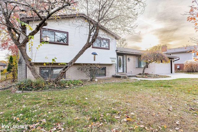 11048 Ranch Home Court, Shelby Twp, MI 48317