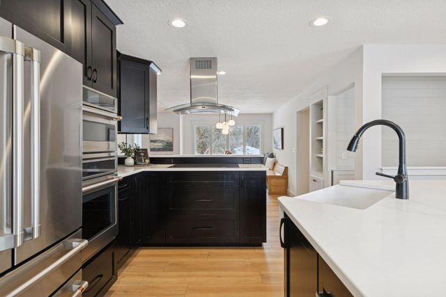 9353 Stonebridge Trail N, Stillwater, MN 55082