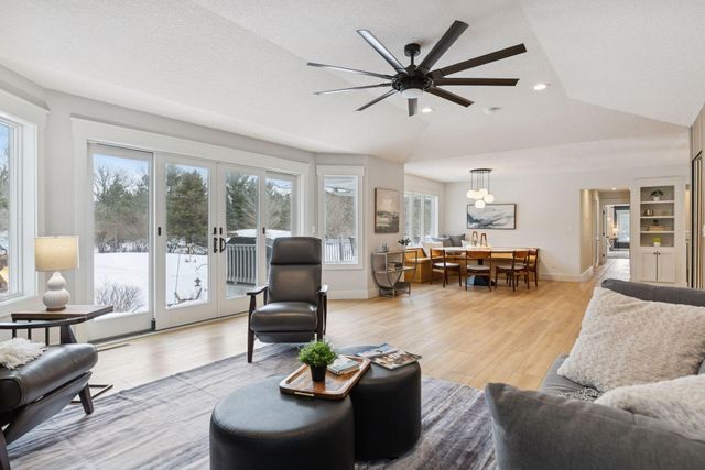 9353 Stonebridge Trail N, Stillwater, MN 55082