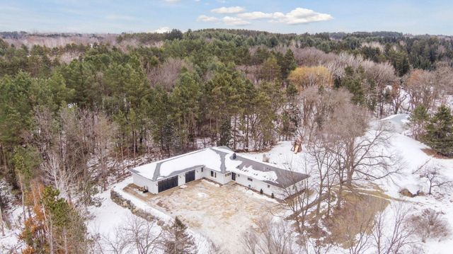 9353 Stonebridge Trail N, Stillwater, MN 55082