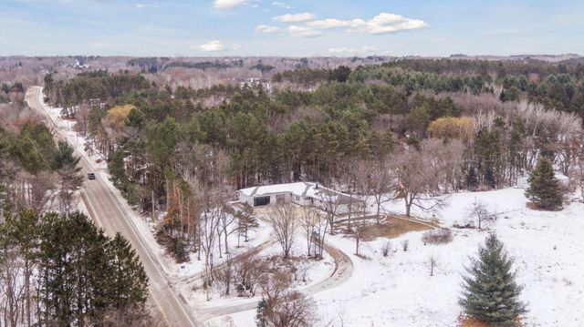 9353 Stonebridge Trail N, Stillwater, MN 55082