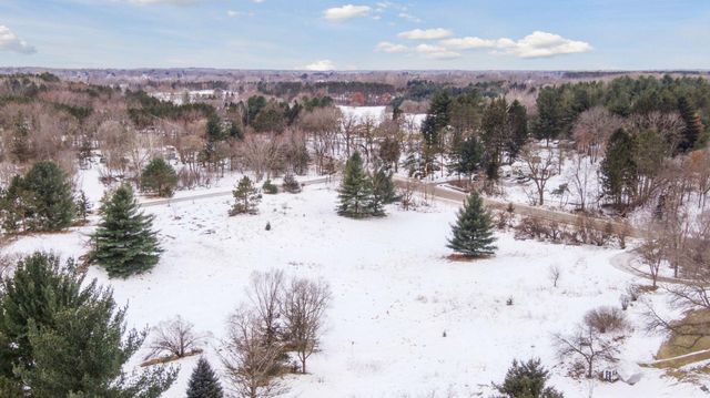 9353 Stonebridge Trail N, Stillwater, MN 55082