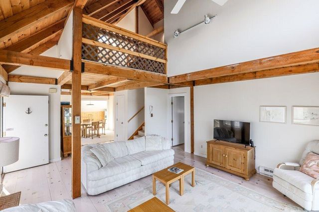 80 Summersea Road, Mashpee, MA 02649