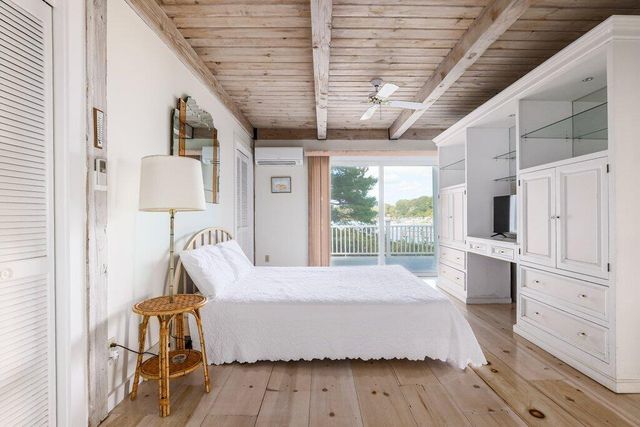 80 Summersea Road, Mashpee, MA 02649