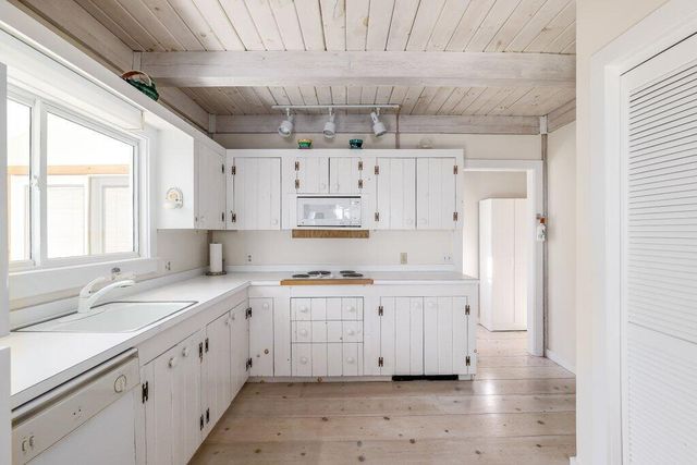 80 Summersea Road, Mashpee, MA 02649