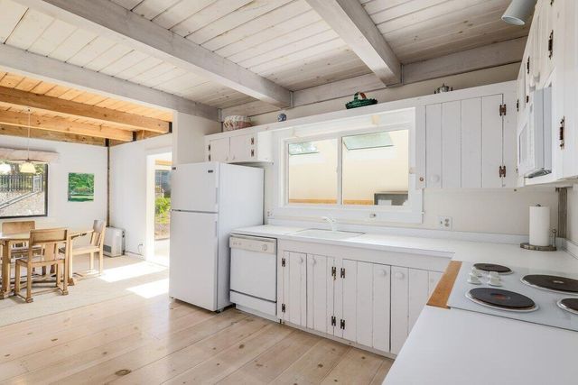 80 Summersea Road, Mashpee, MA 02649