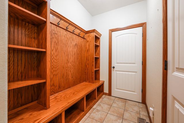1910 N Jason Dr, El Dorado, KS 67042