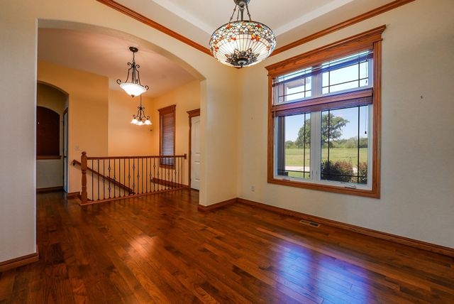 1910 N Jason Dr, El Dorado, KS 67042