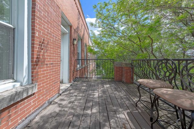 4137 S Prairie Avenue 3, Chicago, IL 60653