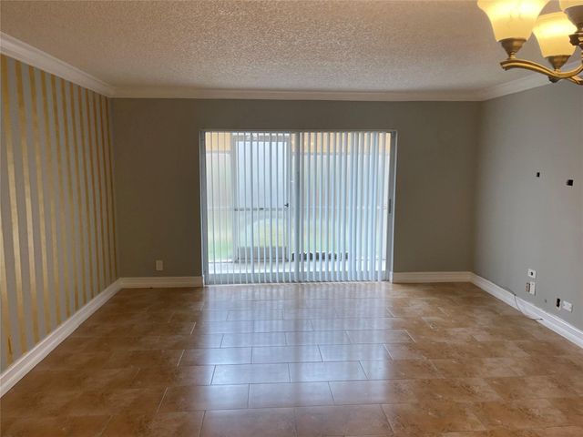 4848 NW 24th Court 110, Lauderdale Lakes, FL 33313