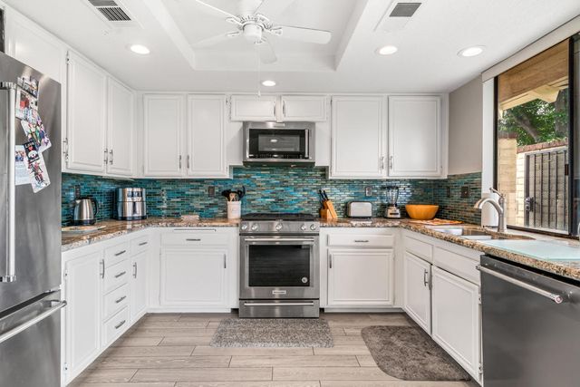 299 Cordoba Way, Palm Desert, CA 92260