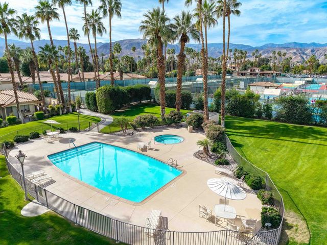 299 Cordoba Way, Palm Desert, CA 92260