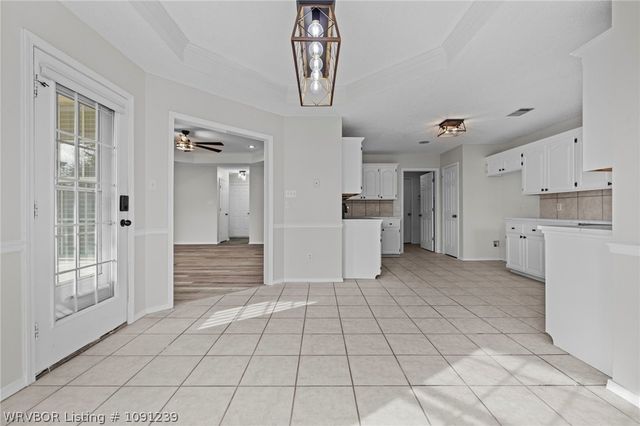 2728 Elfen Glen, Van Buren, AR 72956