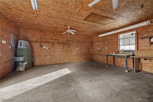 2728 Elfen Glen, Van Buren, AR 72956