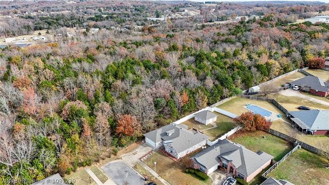 2728 Elfen Glen, Van Buren, AR 72956