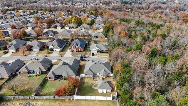 2728 Elfen Glen, Van Buren, AR 72956