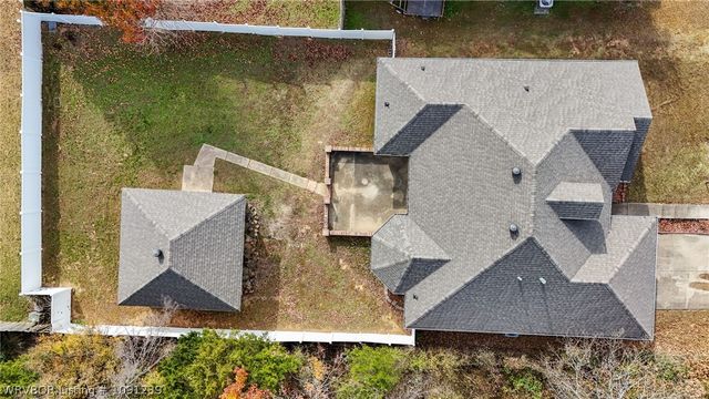 2728 Elfen Glen, Van Buren, AR 72956