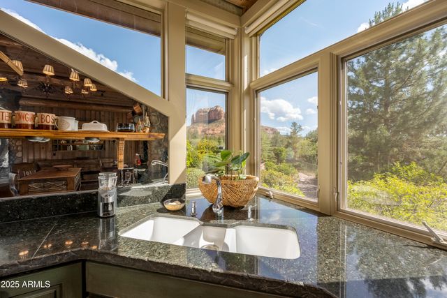 134 Back O Beyond Circle, Sedona, AZ 86336