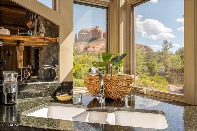 134 Back O Beyond Circle, Sedona, AZ 86336