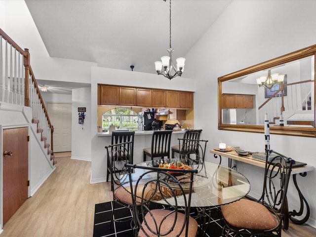 2538 W BROOK LANE, Clearwater, FL 33761