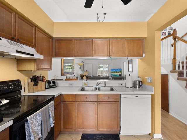 2538 W BROOK LANE, Clearwater, FL 33761