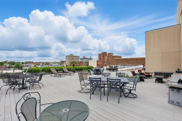 214 E 4th Street, 402, Joplin, MO 64801