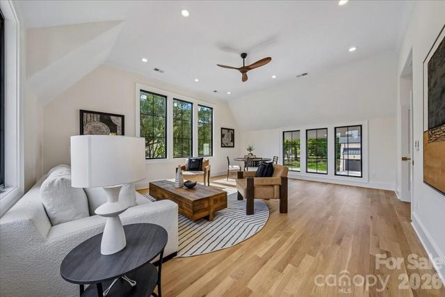 4635 Water Oak Road, Charlotte, NC 28211