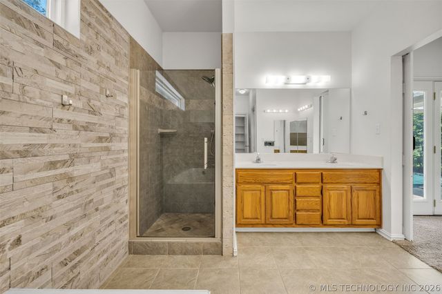 18326 S 131st East Avenue, Bixby, OK 74008